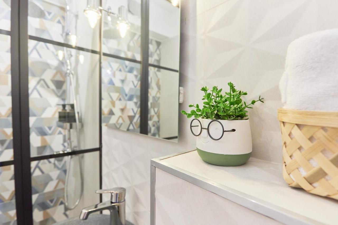 Voguish Apartment บูคาเรสต์ ภายนอก รูปภาพ