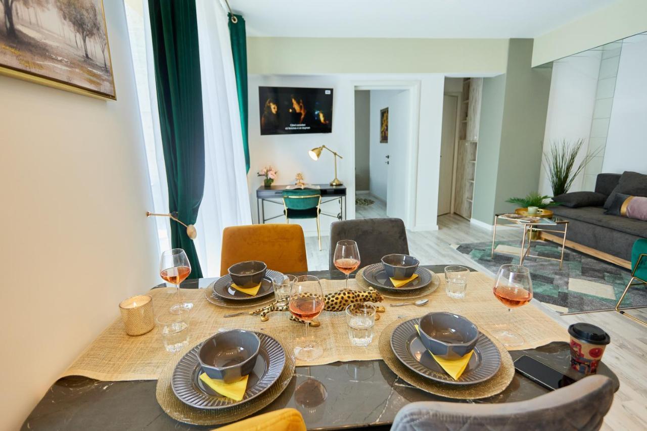 Voguish Apartment บูคาเรสต์ ภายนอก รูปภาพ